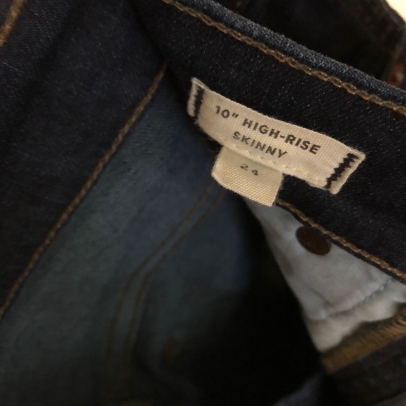 Madewell 10” Hayes Wash Jeans - Picture 6 of 6